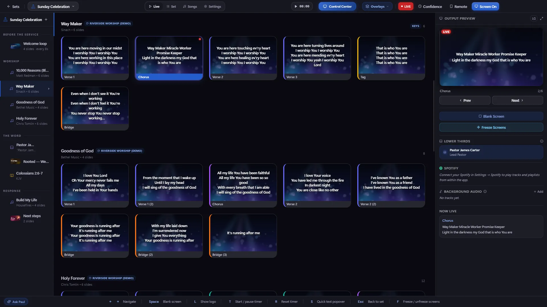 Supreme Presenter's Live mode: the running order on the left, a song's slides in the middle, and the output preview on the right